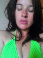 LonelyBrunette